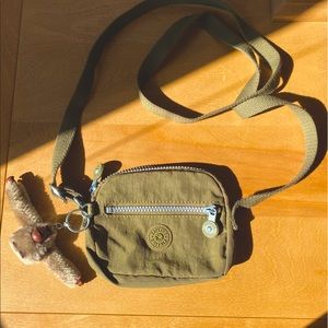 Kipling crossbody purse